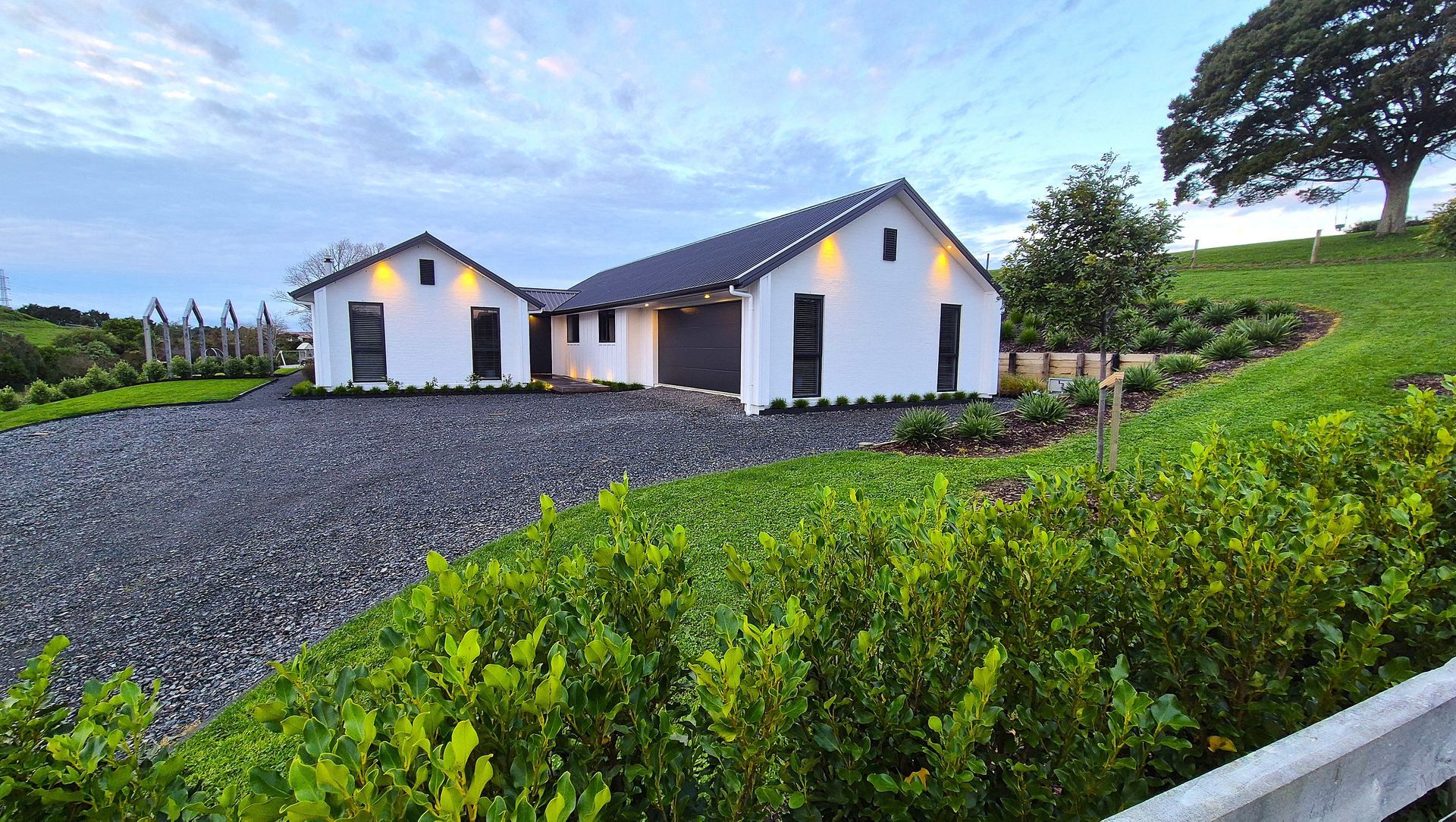 Simple but Stunning banner