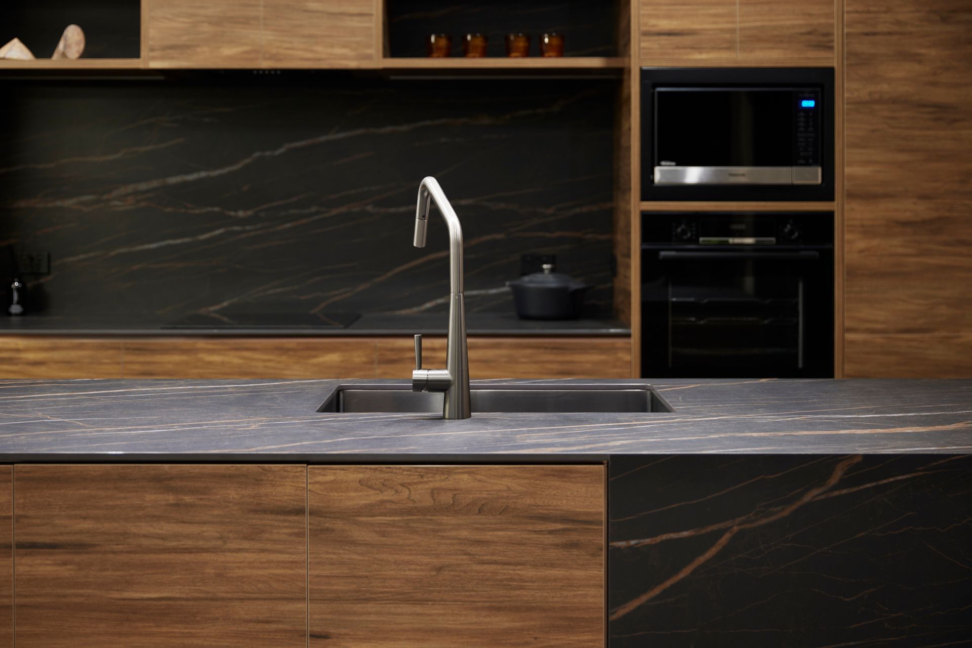 Cambridge Elevate Tilt 150