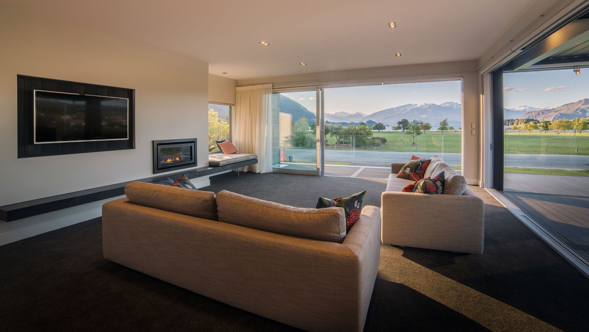 Brownston Street, Wanaka banner