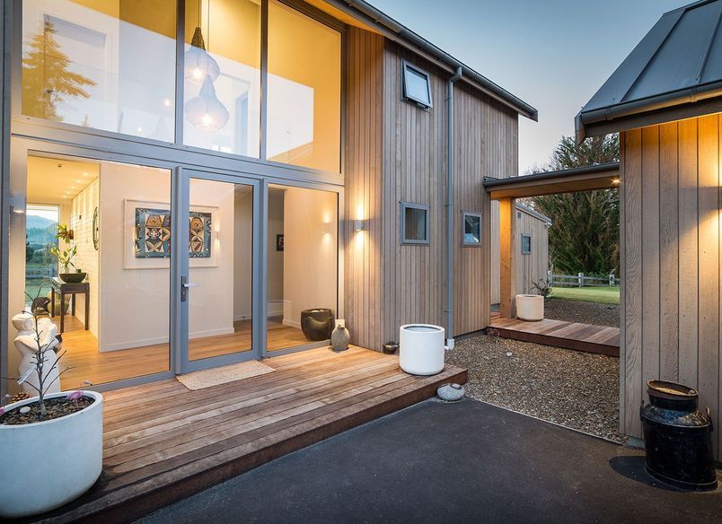 Mount Iron Barn, Wanaka