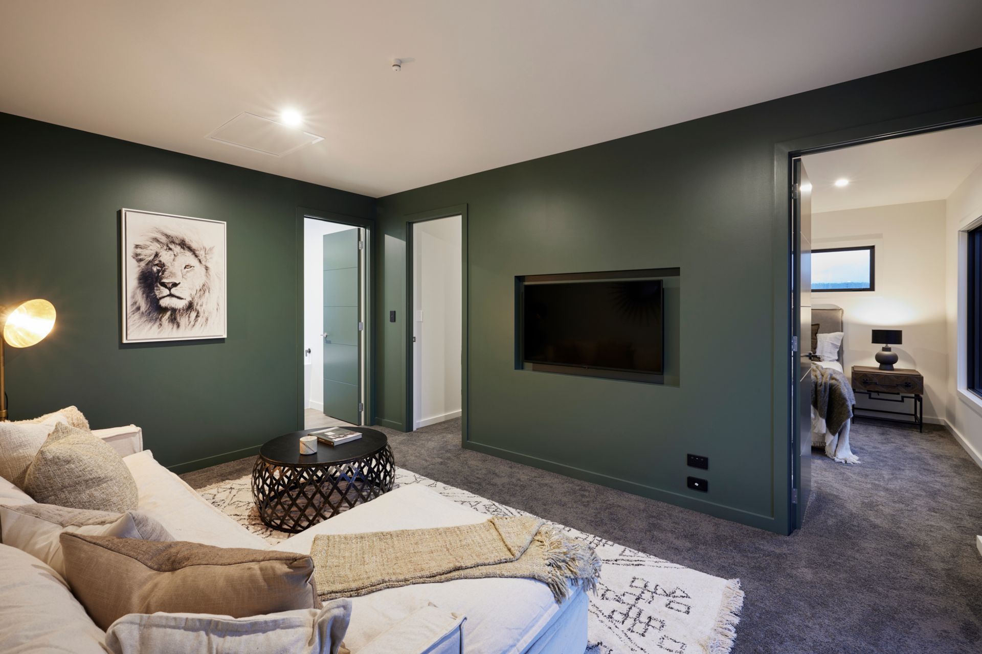 Cambridge Elevate Tilt 150