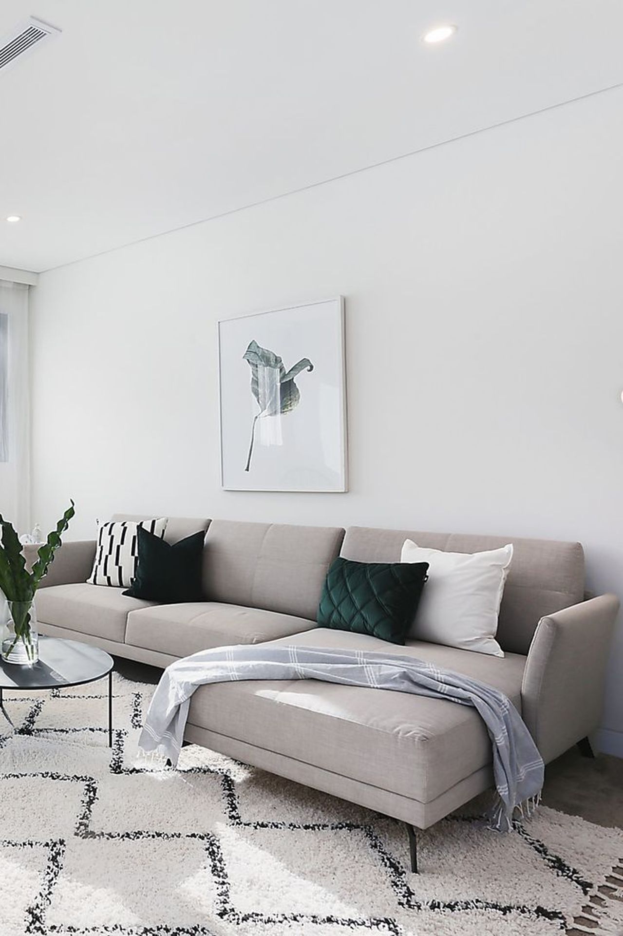 263A-Willarong-Road-Caringbah-South-4-v2.jpeg