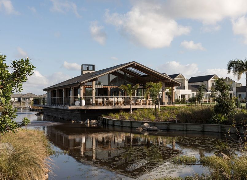 The Lake House, Pacific Lakes Village