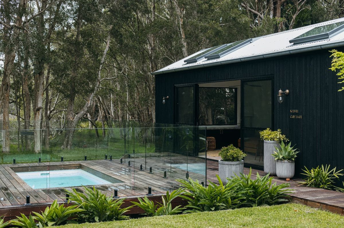 Keshi Cottage