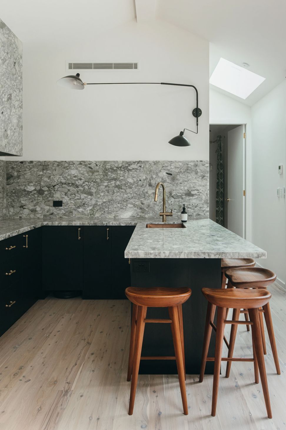 2xKeshi-Cottage-Central-Coast-Builder2archipro.jpeg