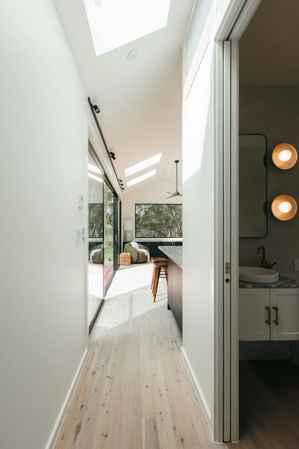 2xKeshi-Cottage-Central-Coast-Builder5archipro.jpeg