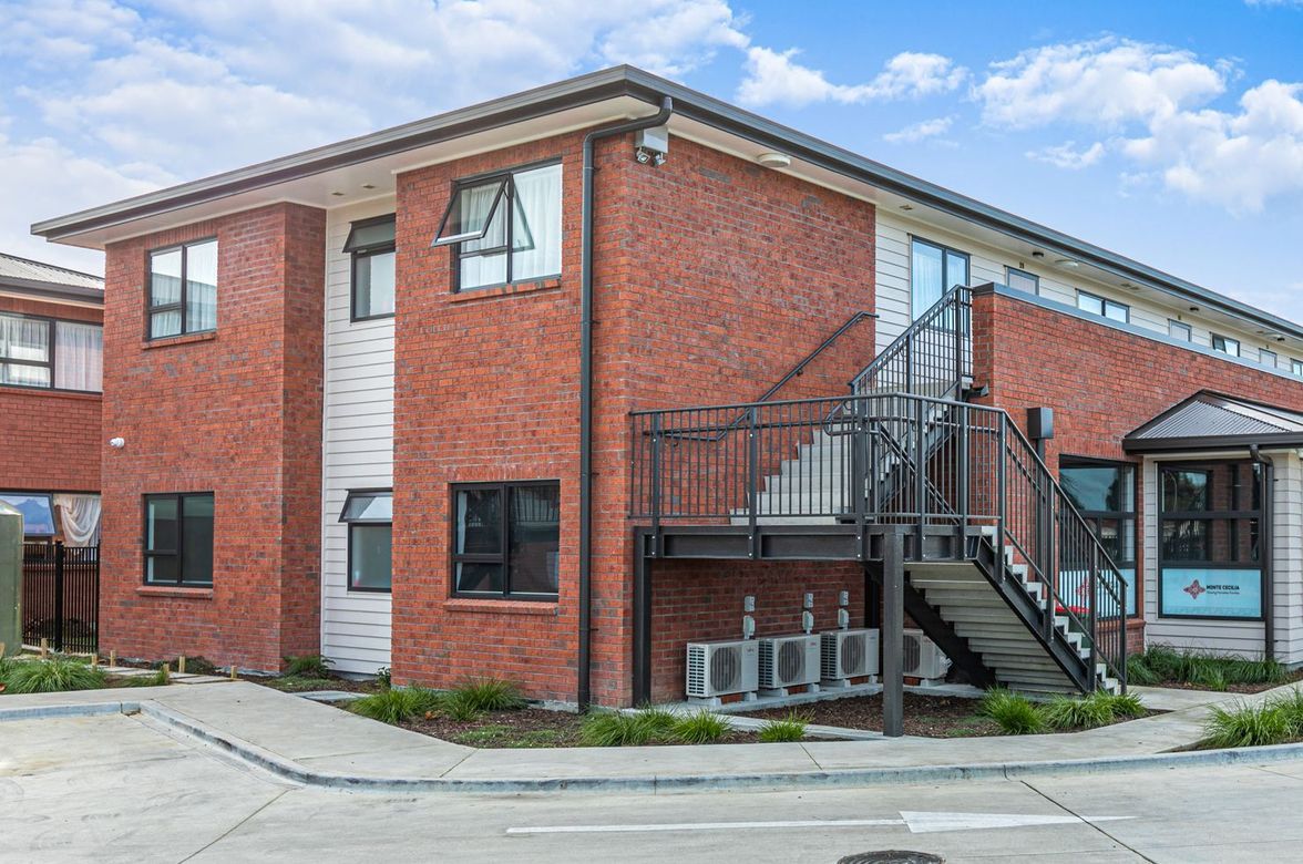 Windrush Close, Emergency Housing