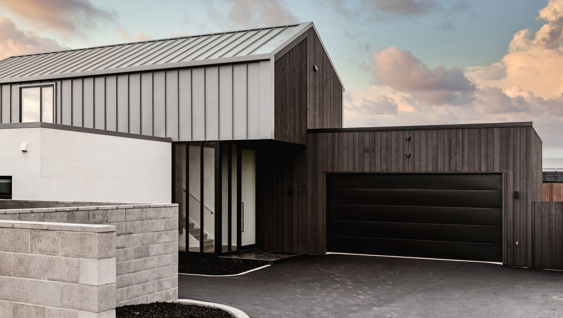 Hamilton Lake – Domain View 1 banner