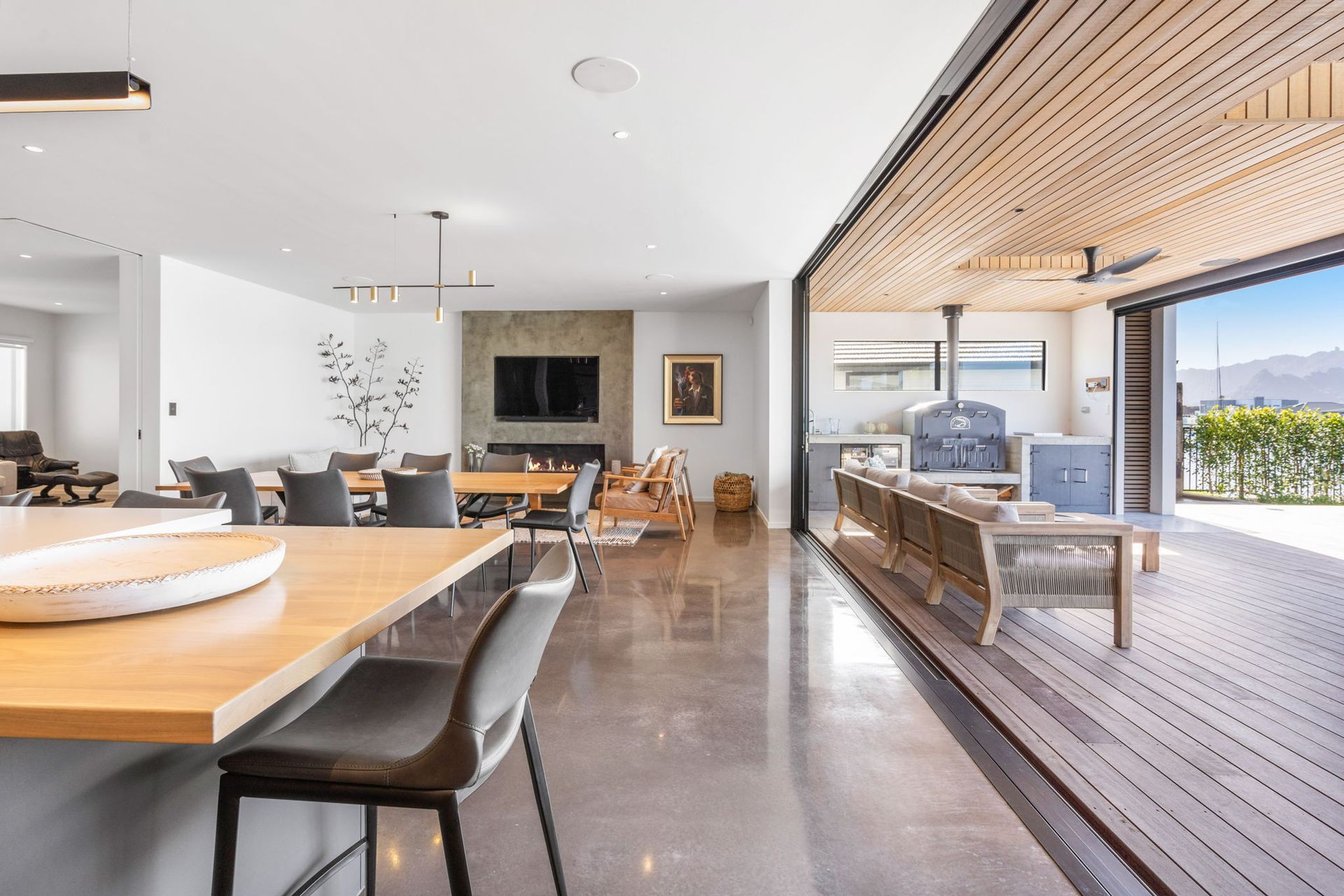 41-web-or-mls-6-Kuaka-Grove-edit-5.jpg