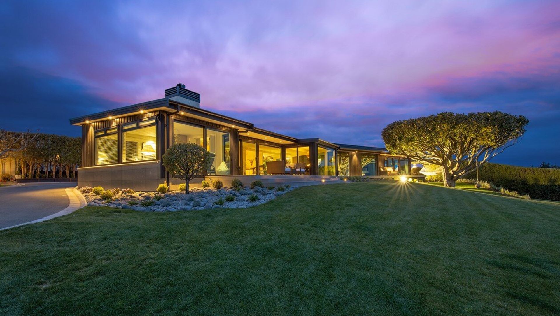 National House of the Year 2020 banner