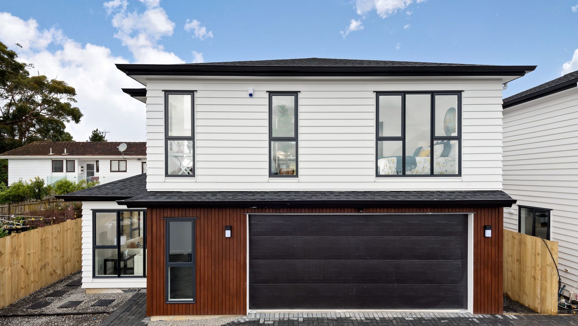 Edgewood Way, Henderson banner