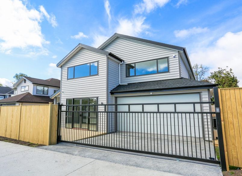 Ti Kouka, Te Atatu Peninsula