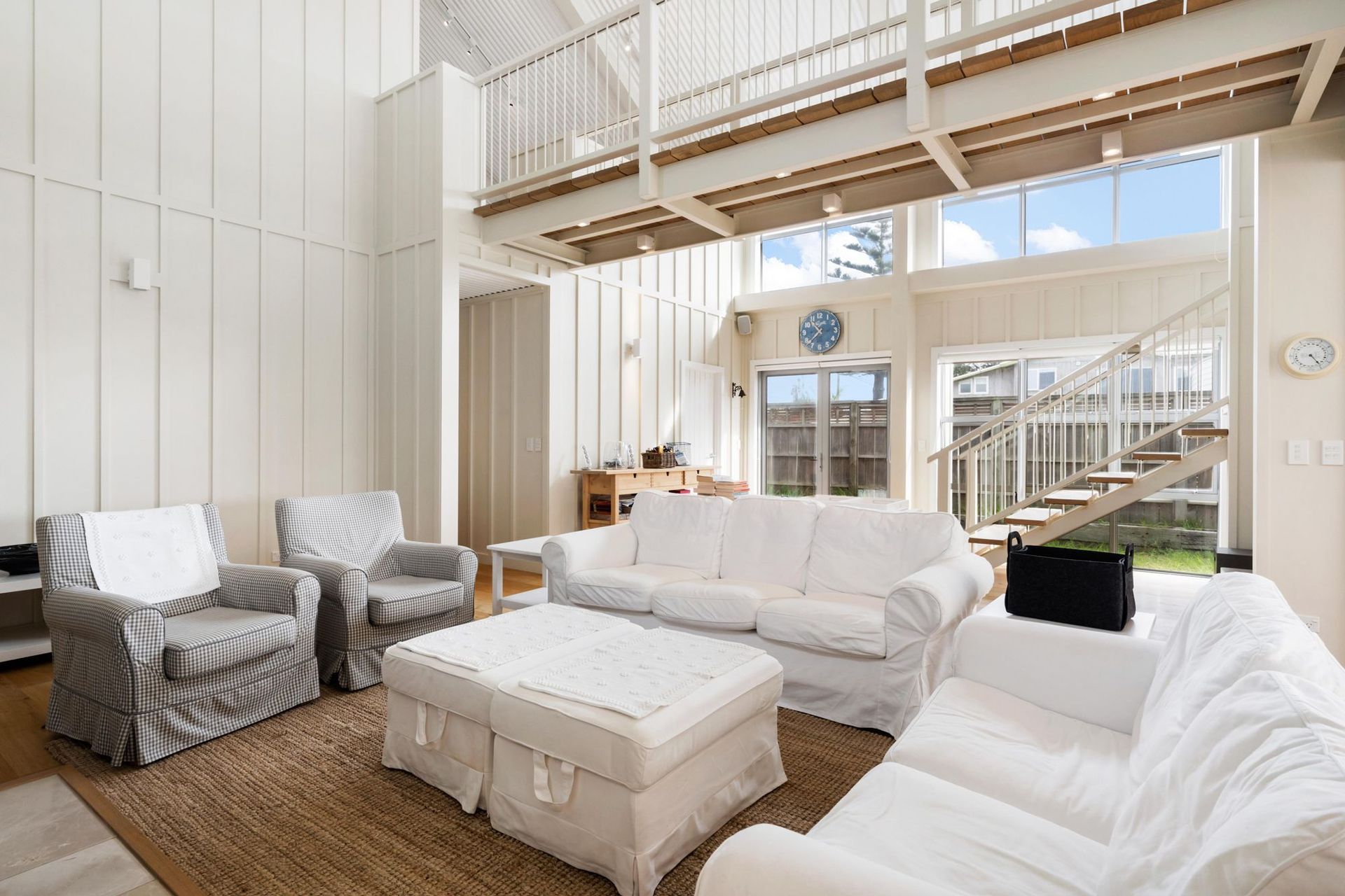 Hall Avenue, Pataua North