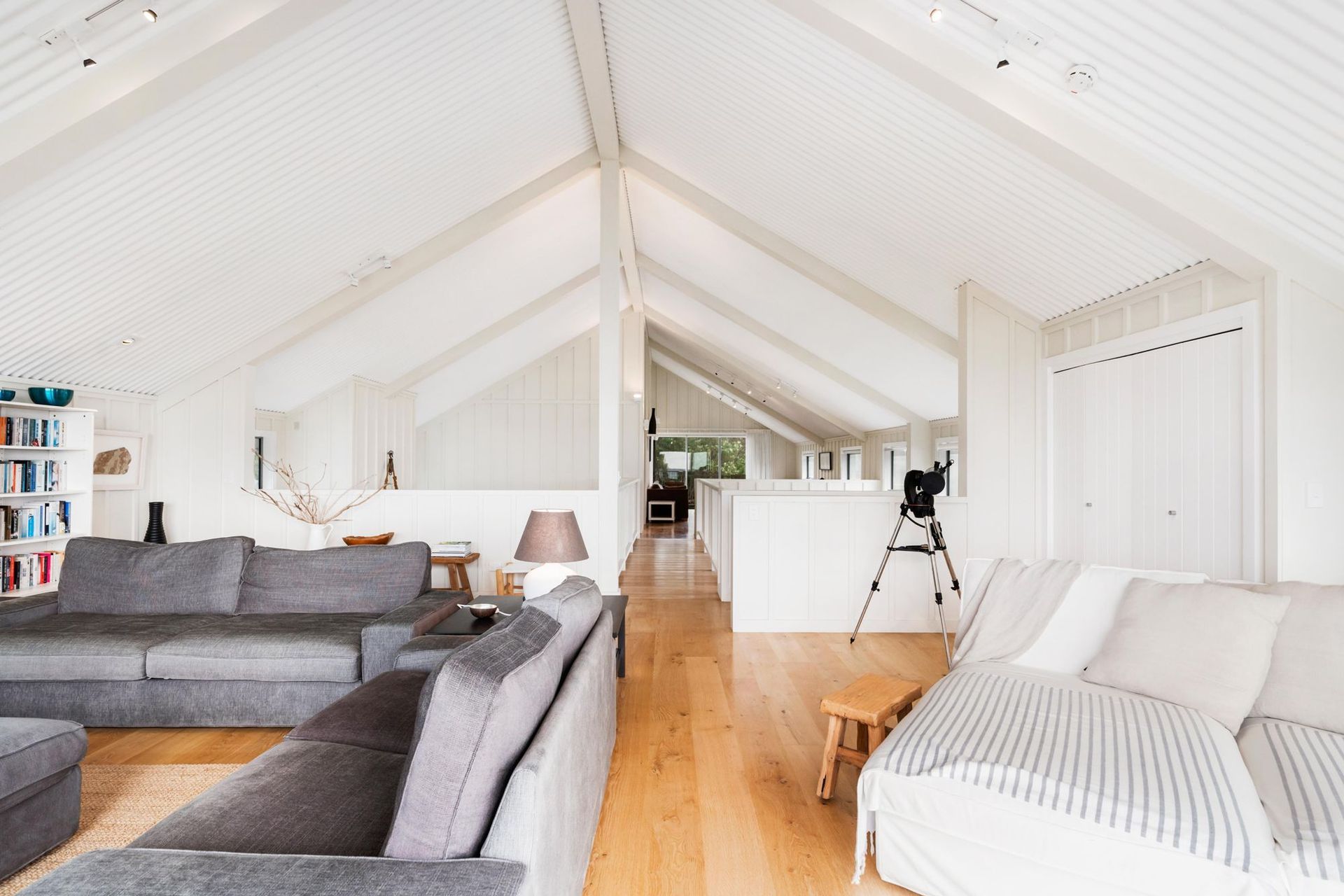 Hall Avenue, Pataua North