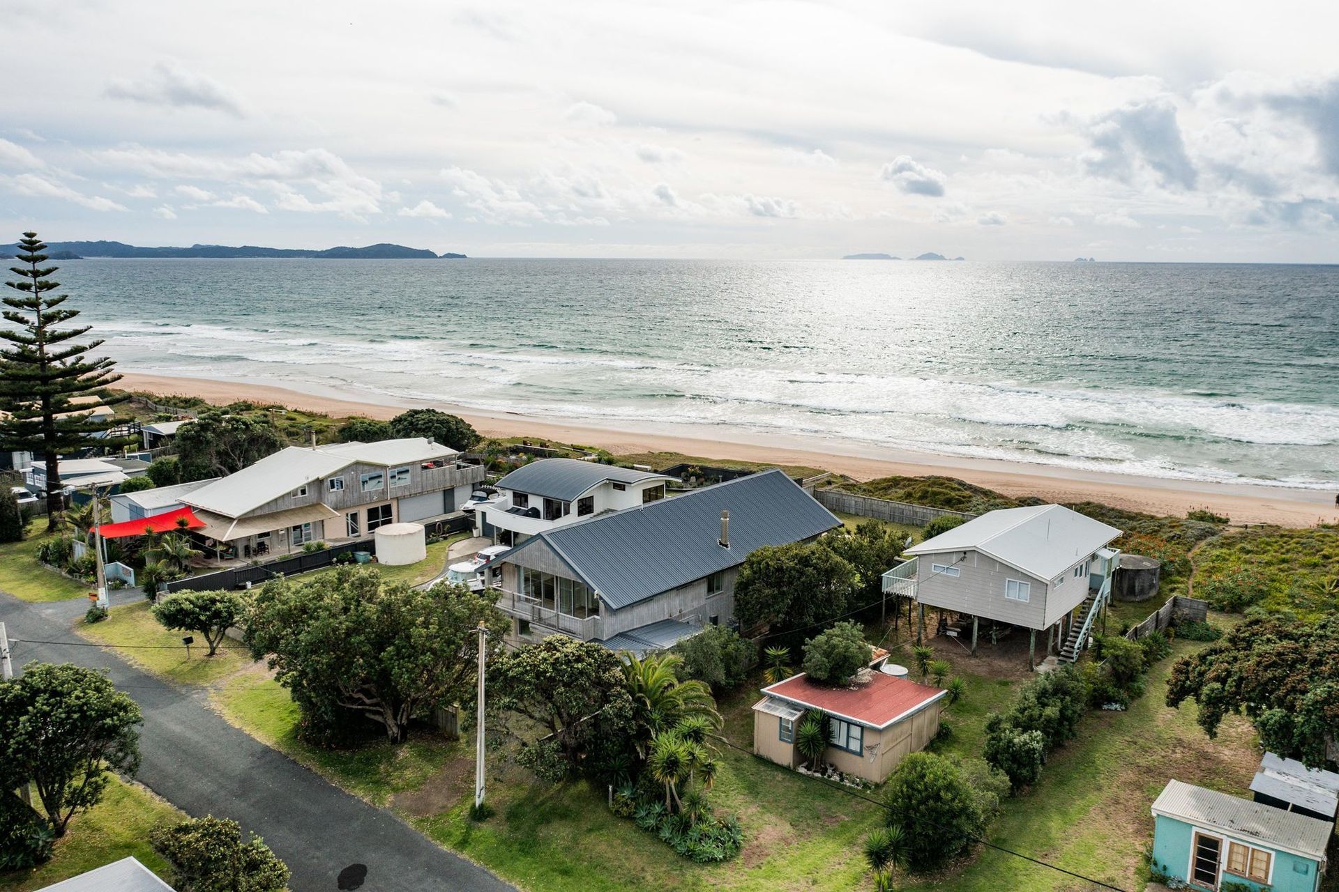 Hall Avenue, Pataua North