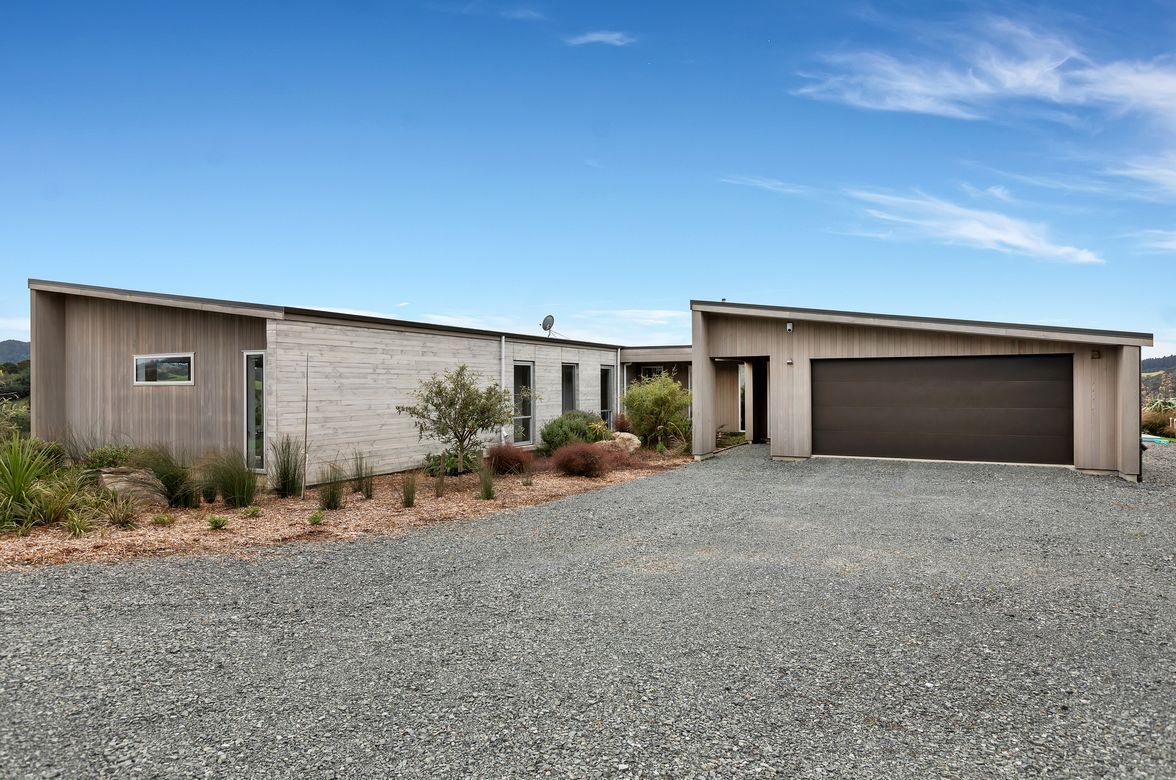 The Pataua River House