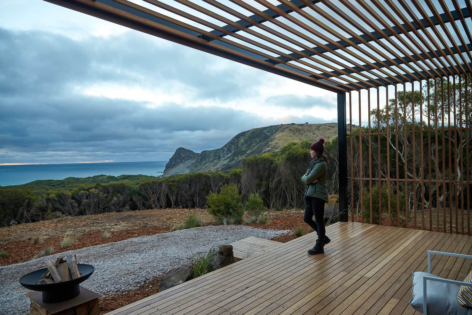 Breathe × Spacecube