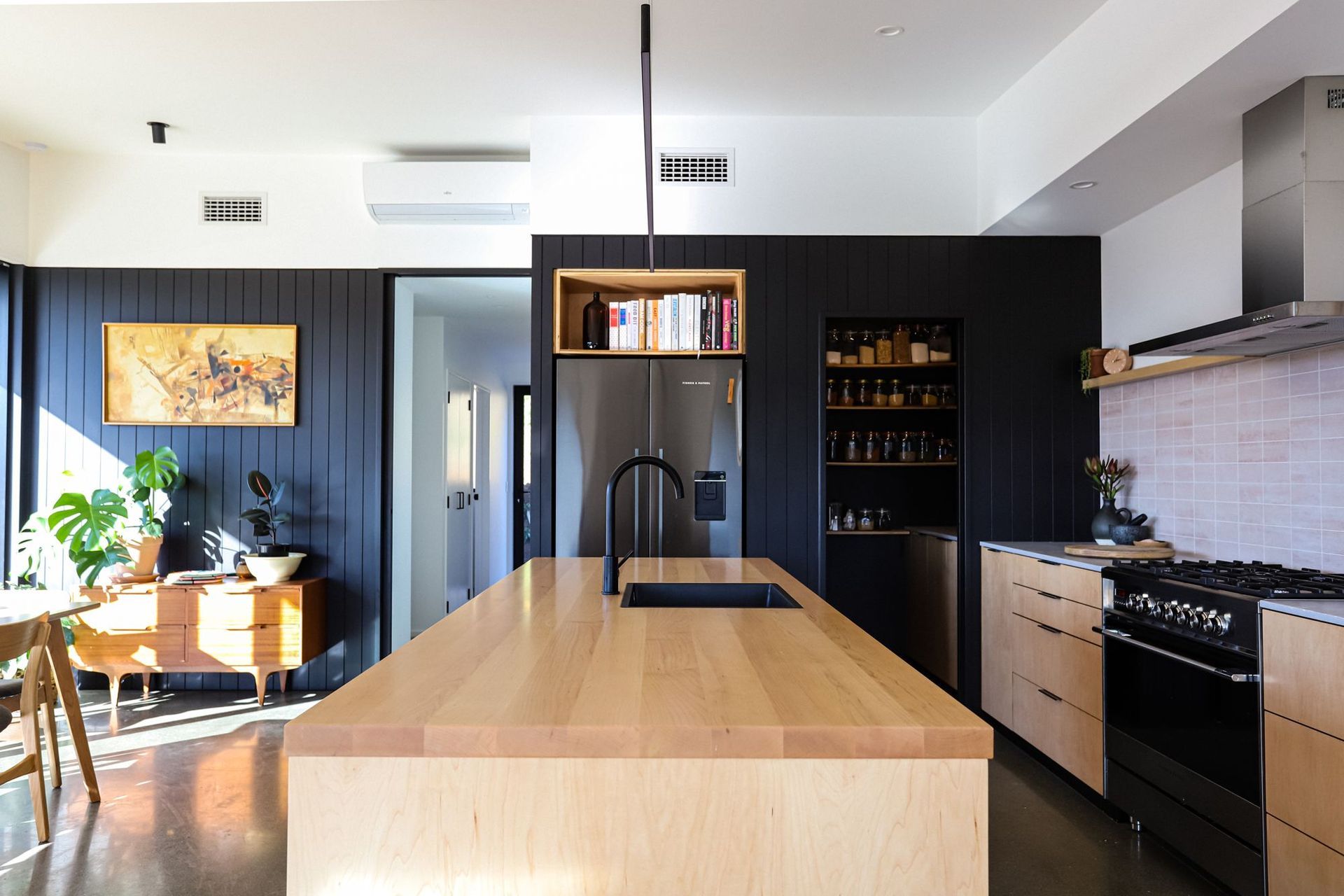 Grampian Oaks House, Nelson