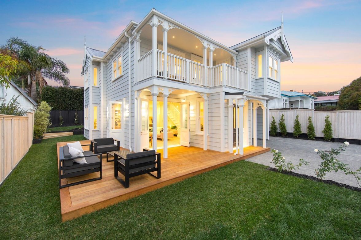 Modern Villa - Western Springs