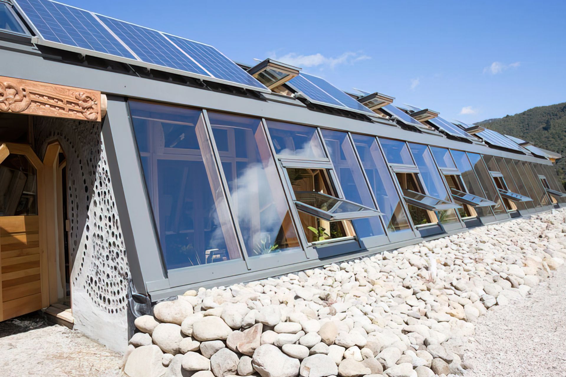 Earthship - Solar