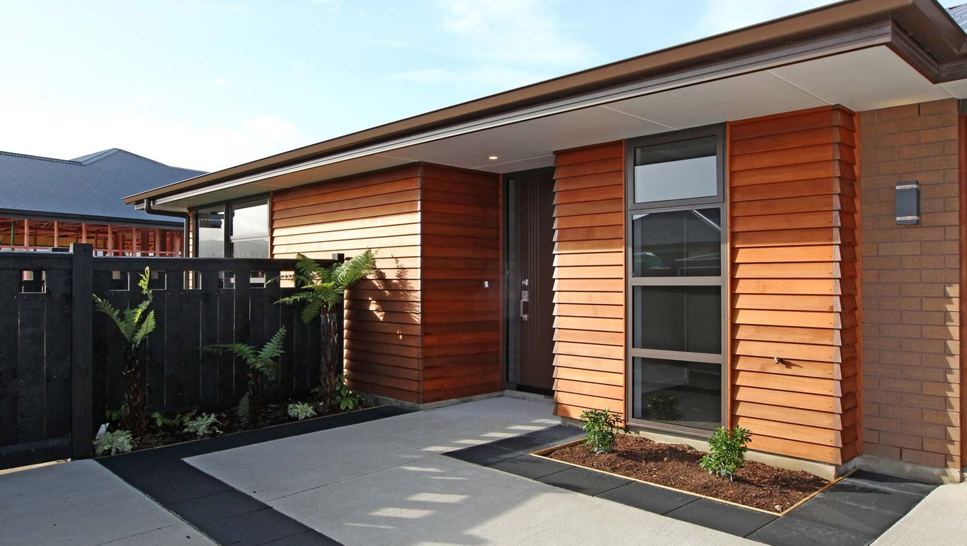 Glengarry Court banner