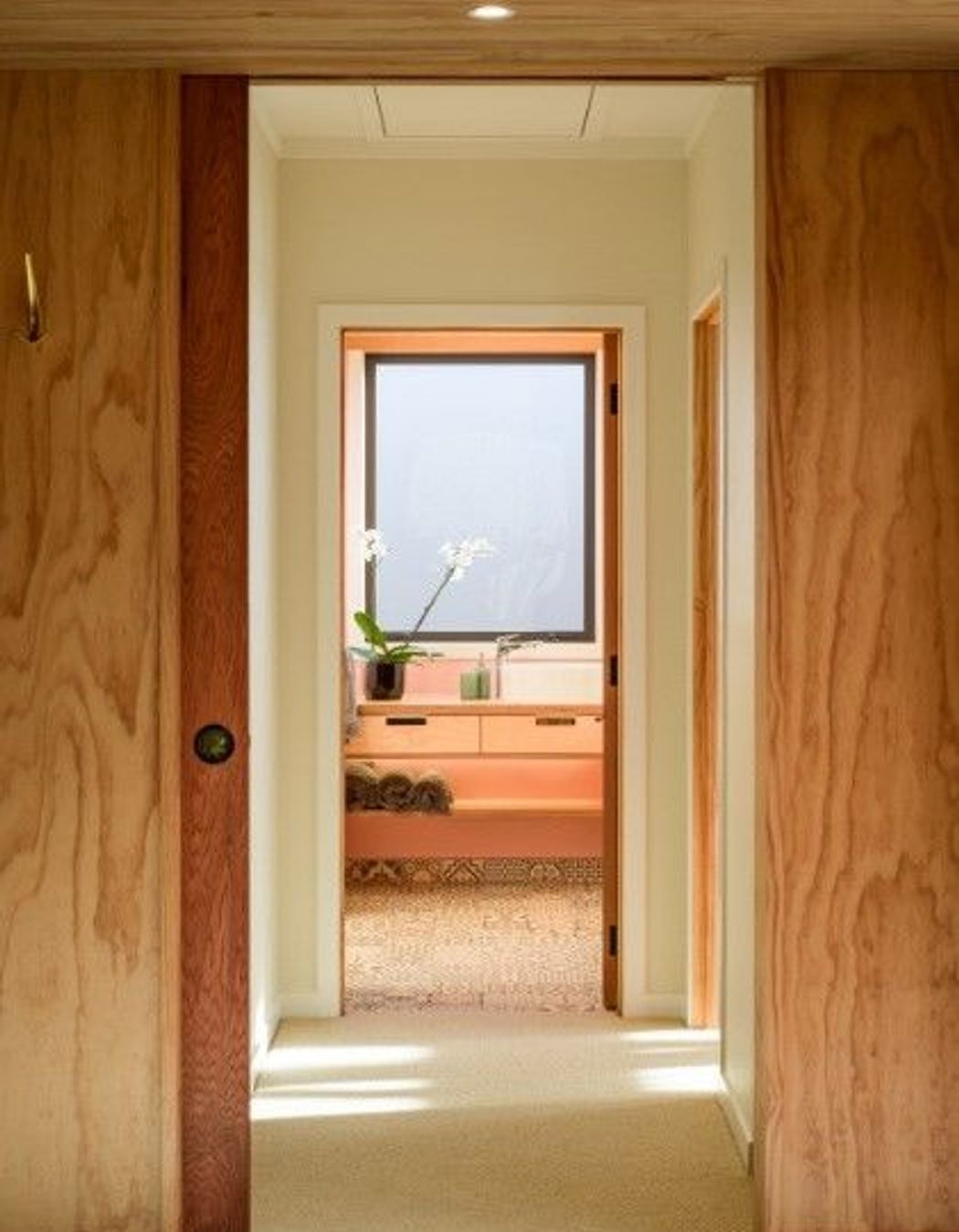 The client's brief was simple—a humble form that references Christchurch mid-century style, uses honest materials and is light, open and airy but also comfortable and homely.