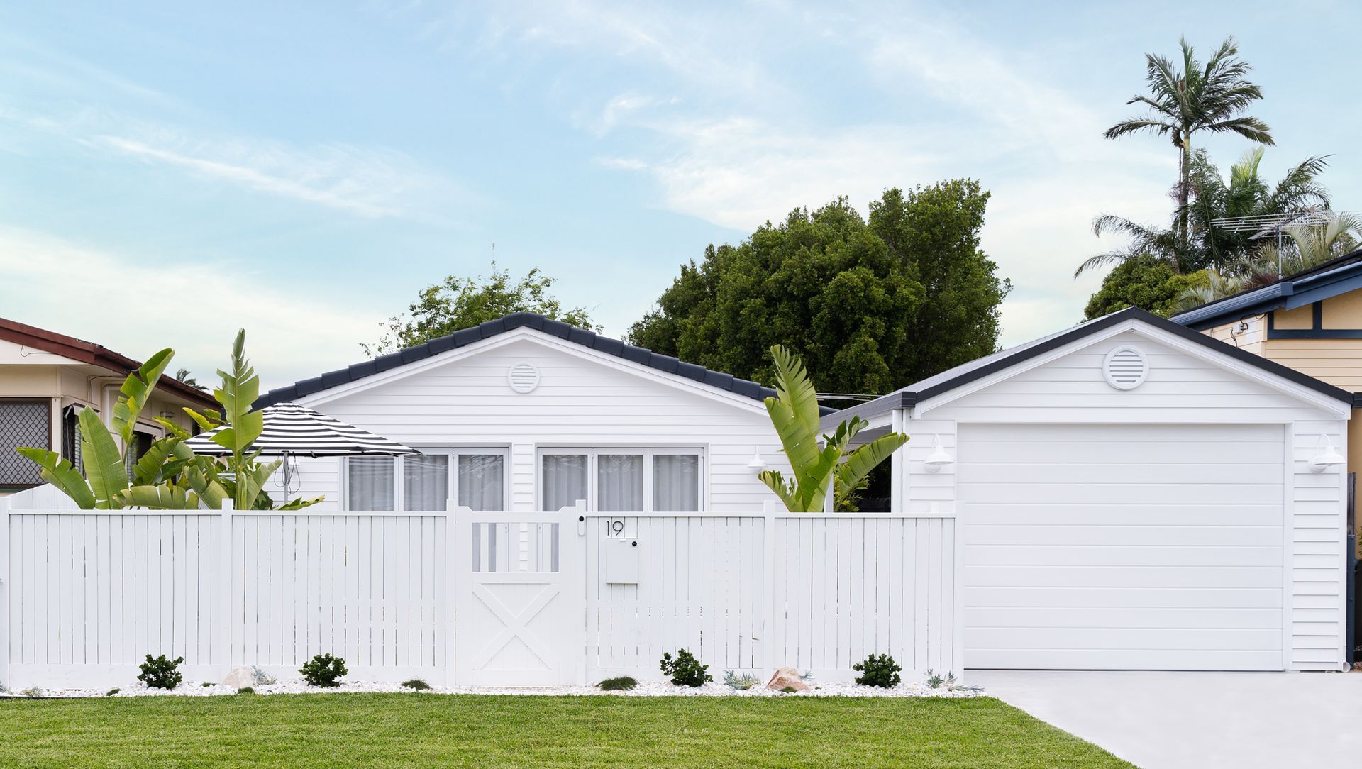 Adore Home Magazine - Scarborough, Queensland banner