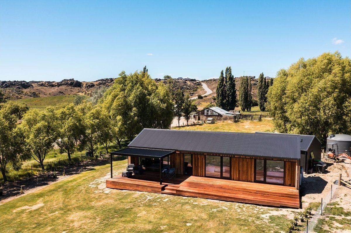 Pohutukawa Cottage