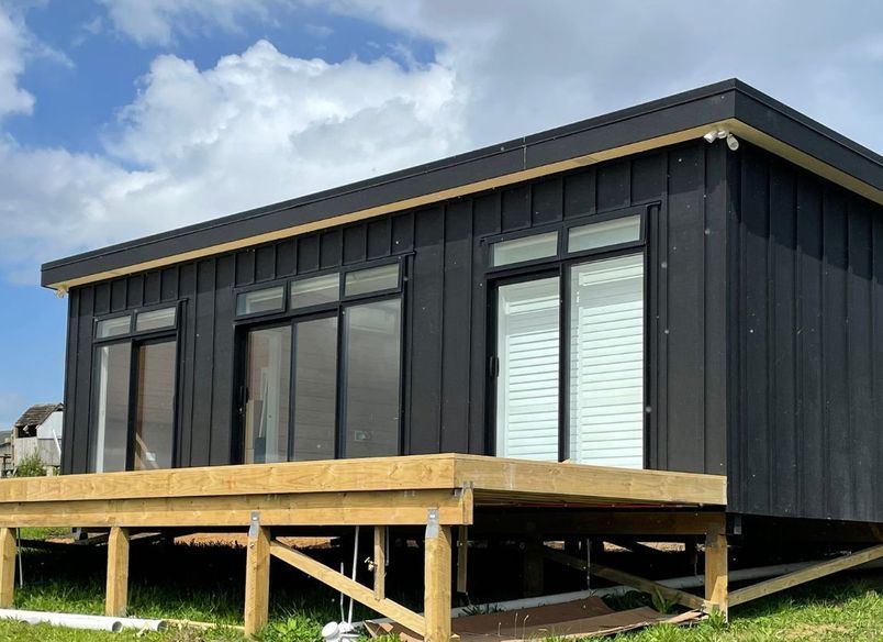 Classic 2-bed Dreamwood 6