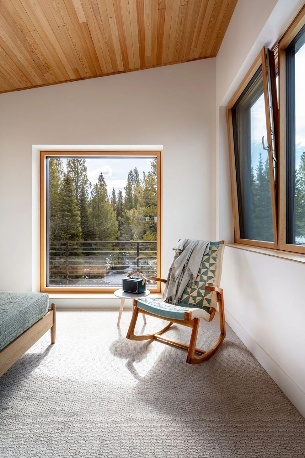 BedRoomVignette1-ap-compressed.jpg