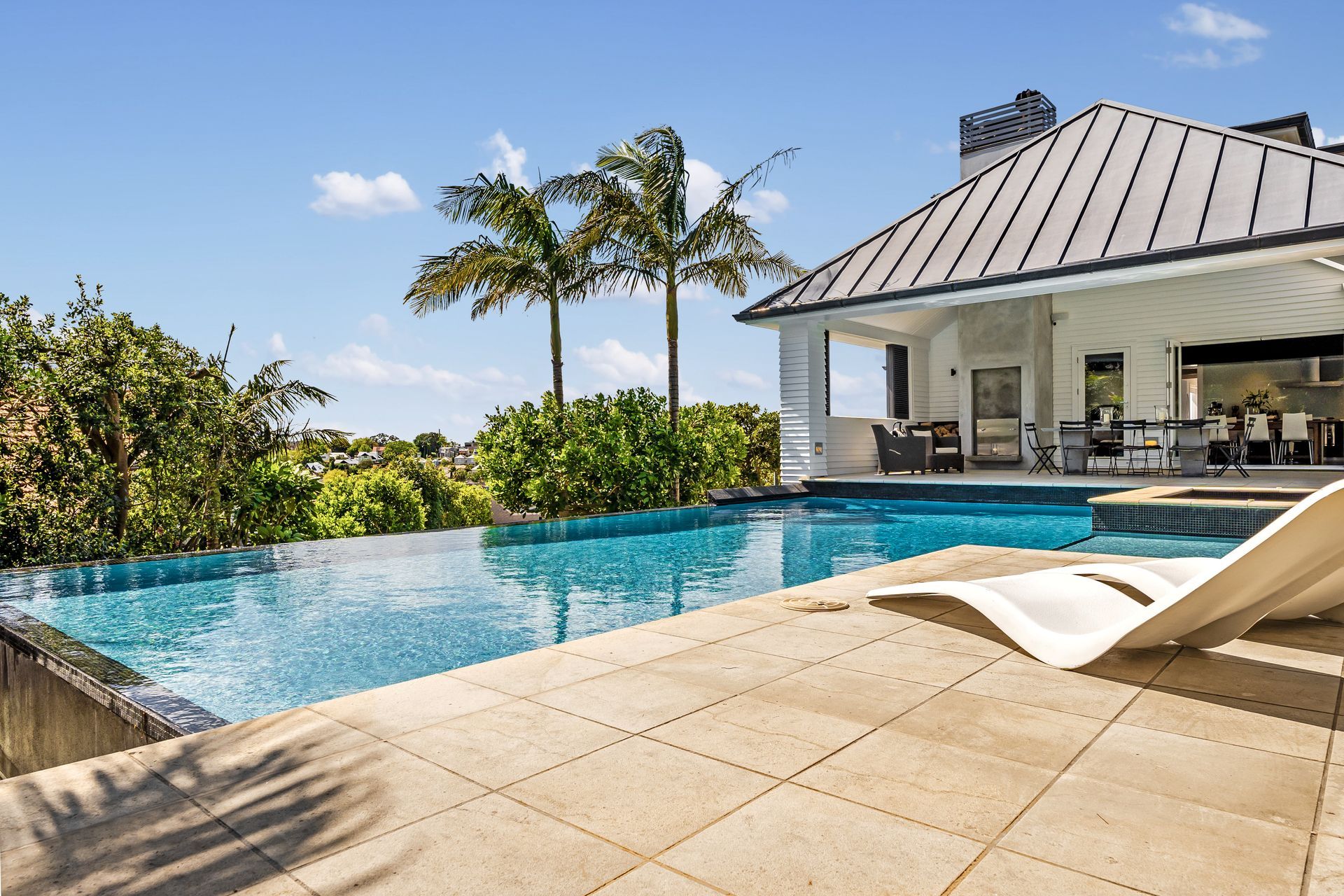 Luxurious Family Home - Remuera