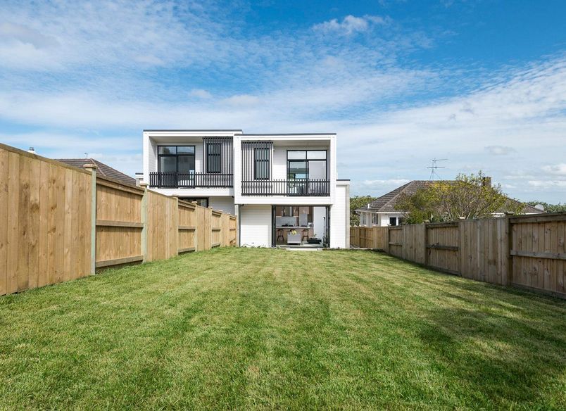 Castledine Crescent, Glen Innes