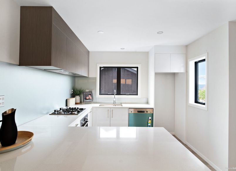 Clearview Heights, Ranui