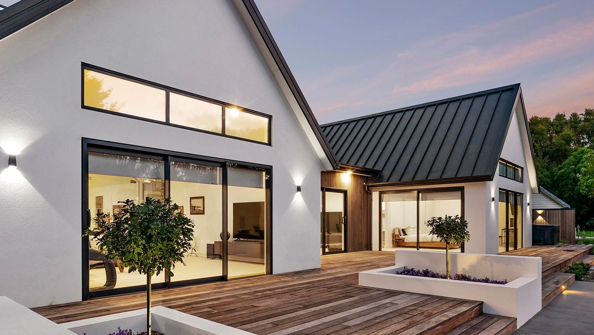 Country House banner