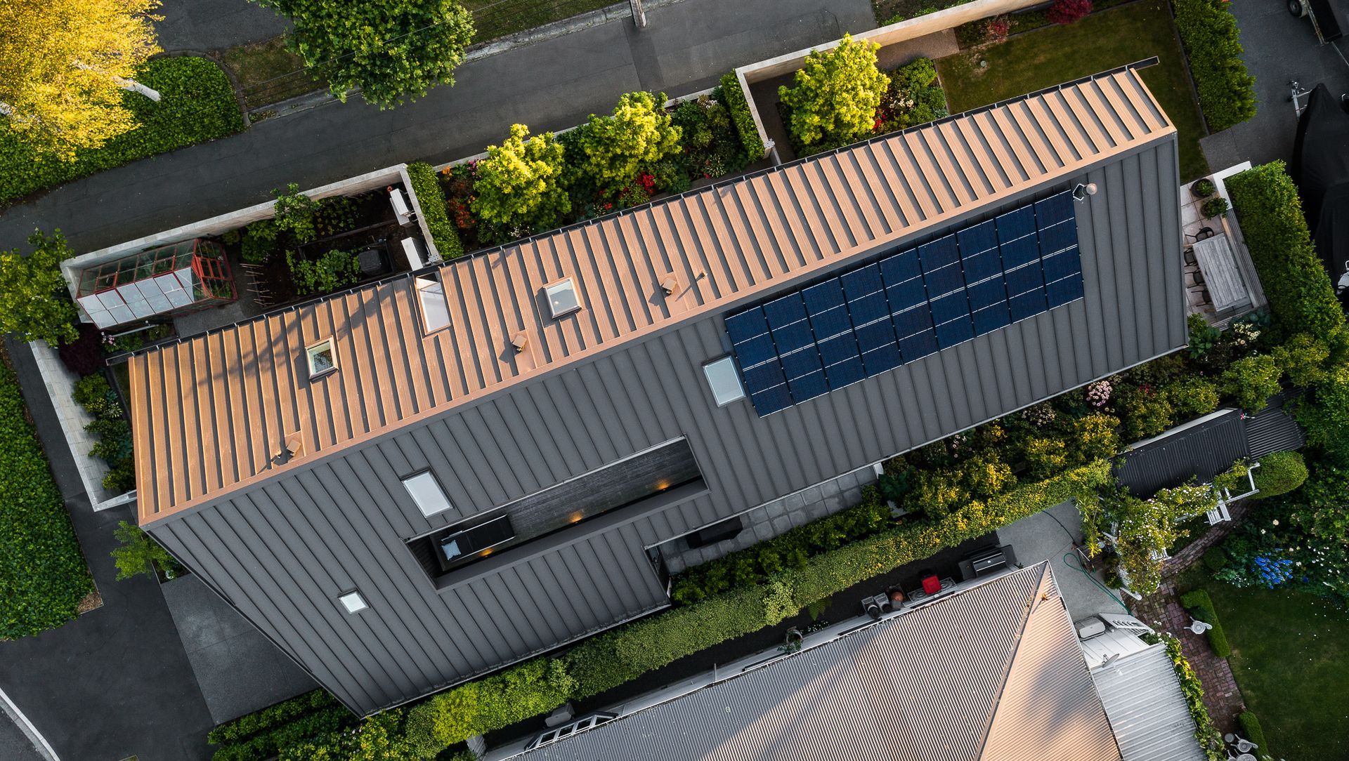 Poynder Avenue, Merivale banner