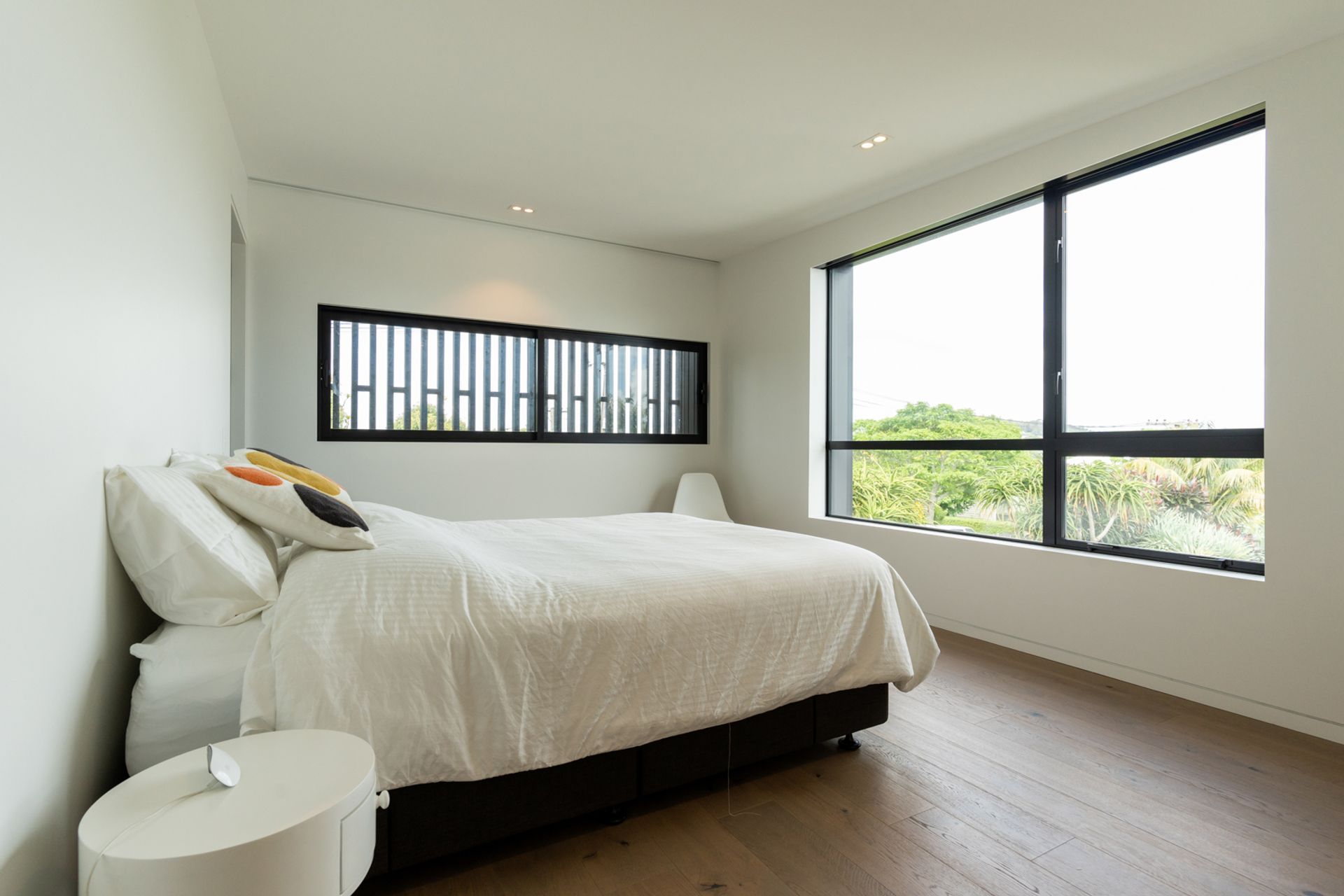 Bold and Beautiful - Sandringham