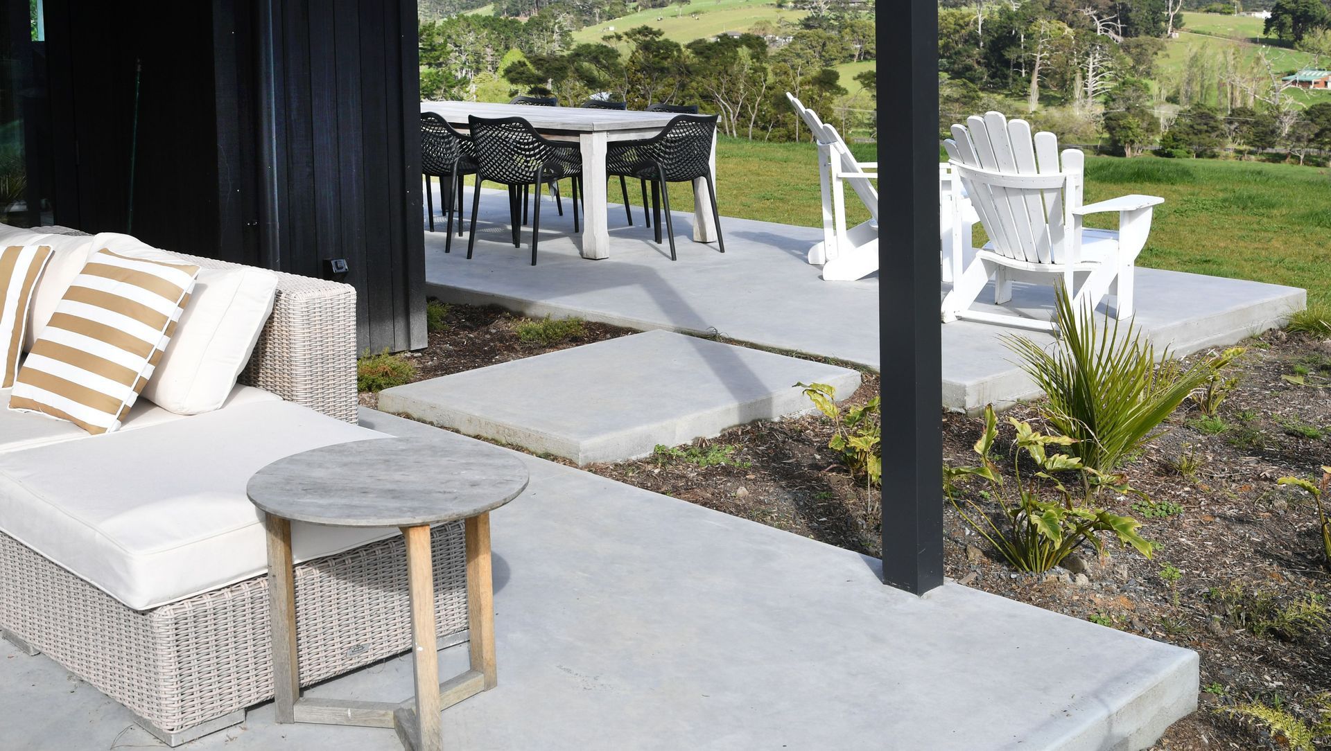 Aurea Tce, Kumeu. banner