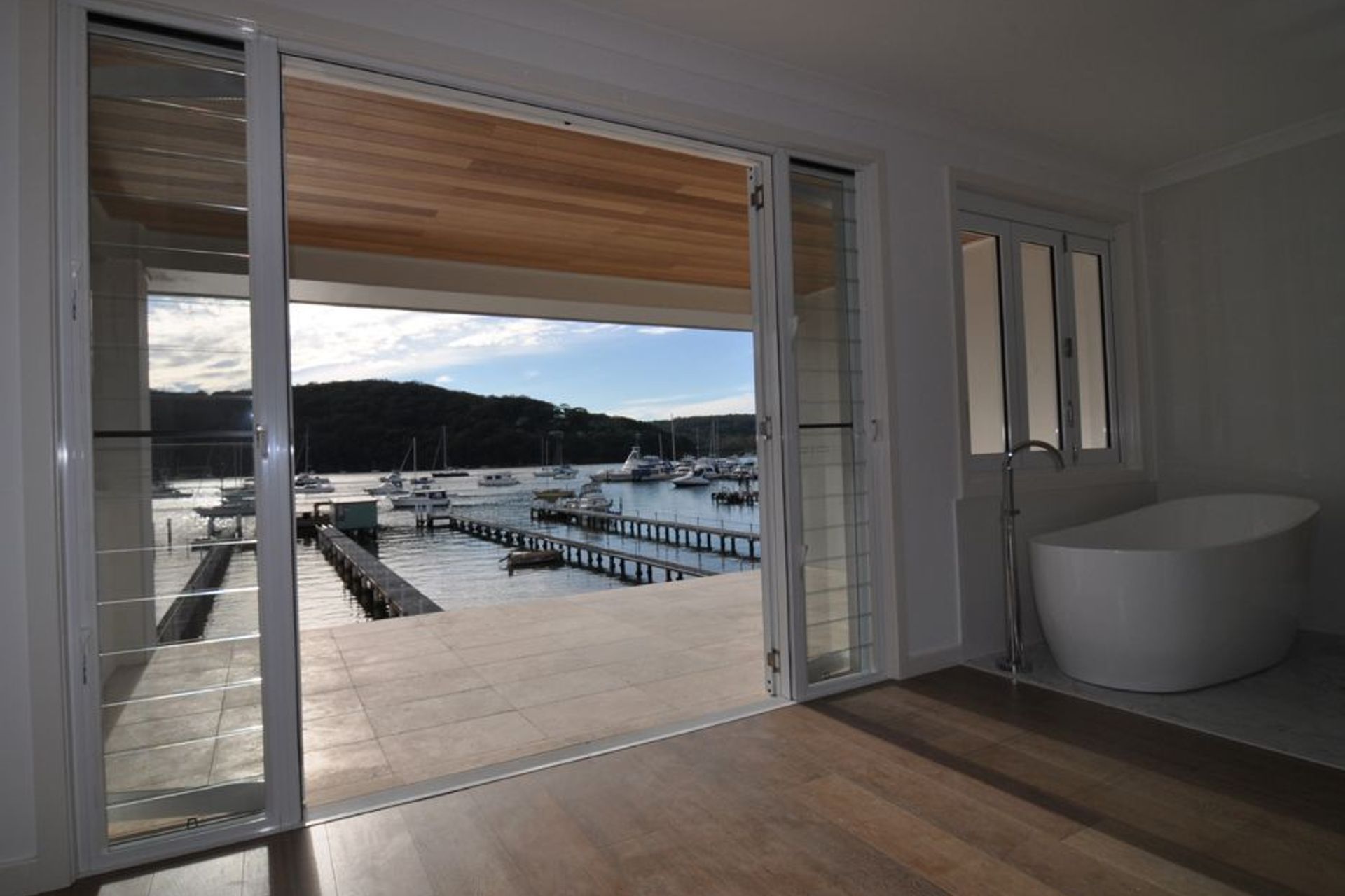 &amp;&amp;Booker Bay NSW