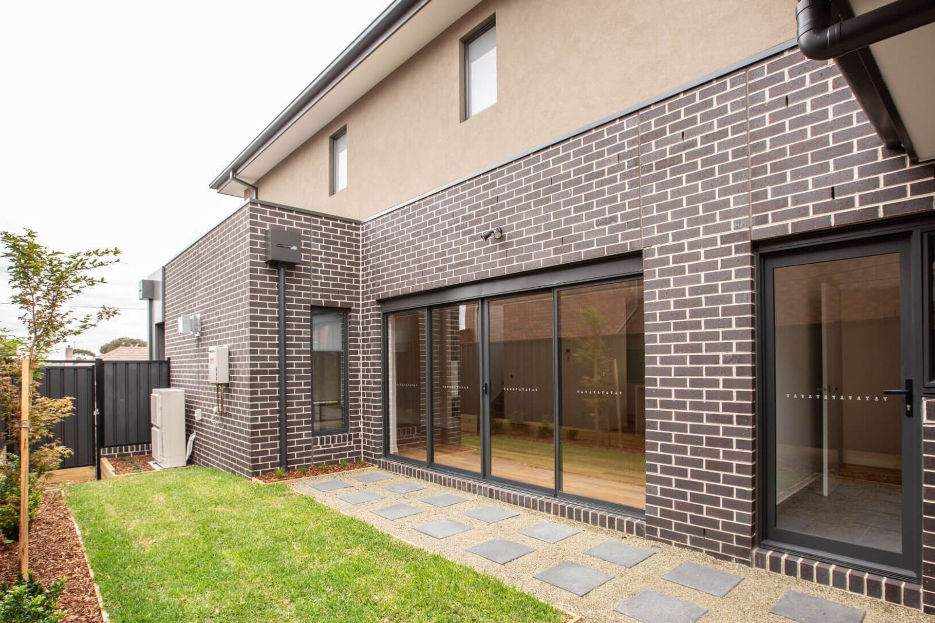 Delaware Street, Reservoir