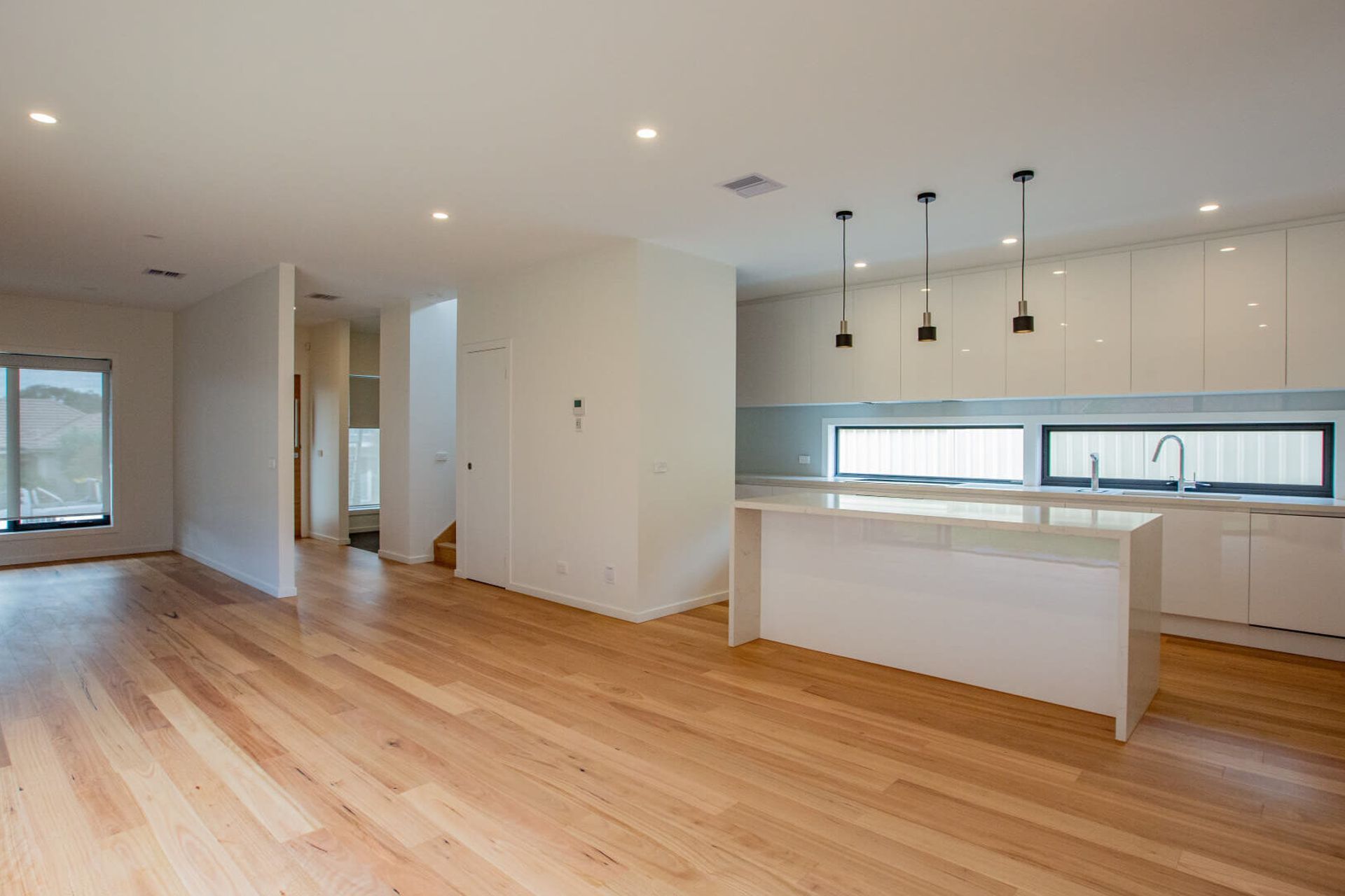 Delaware Street, Reservoir