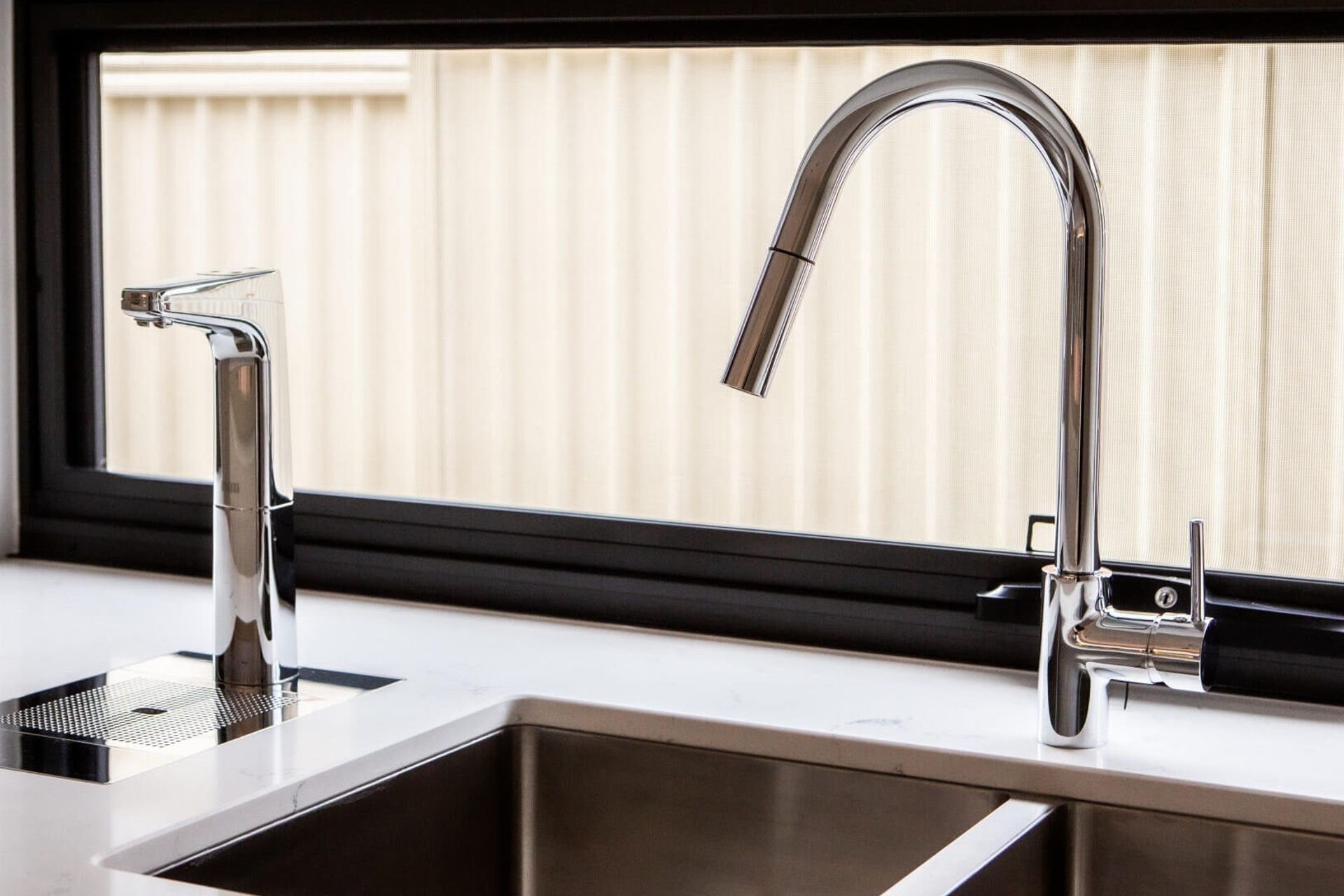 Delaware Street, Reservoir