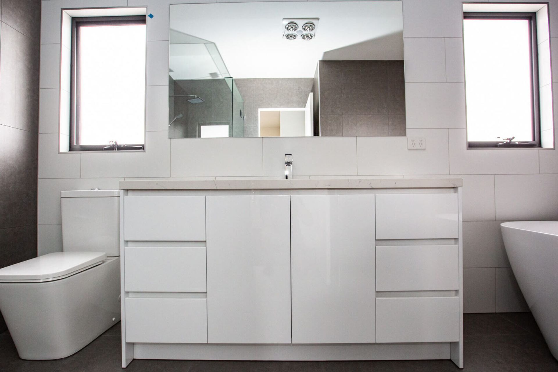 Delaware Street, Reservoir