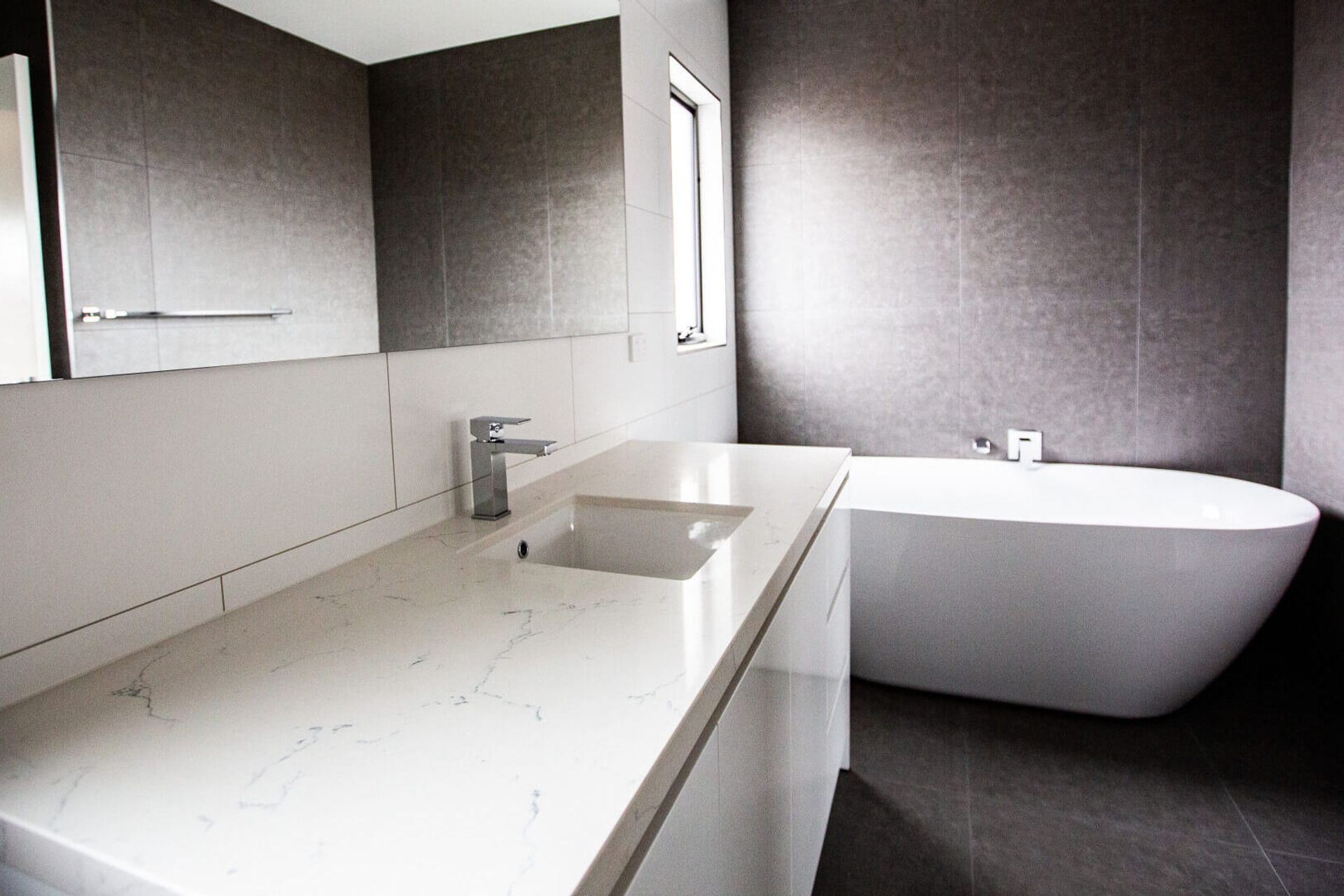 Delaware Street, Reservoir