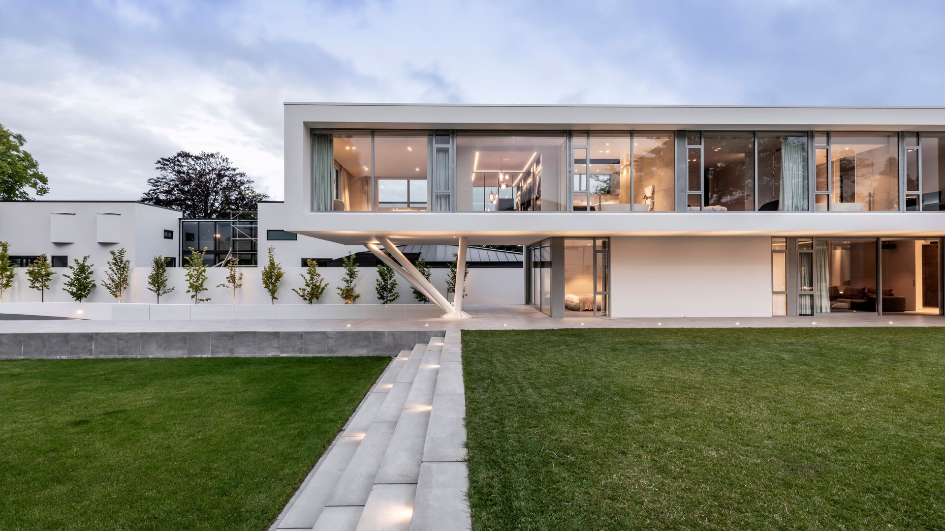 Cantilever House | O'Neil Architecture | ArchiPro video