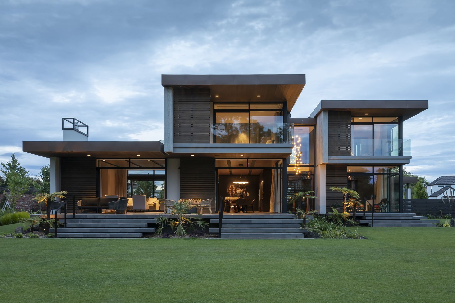 Fendalton House on the River