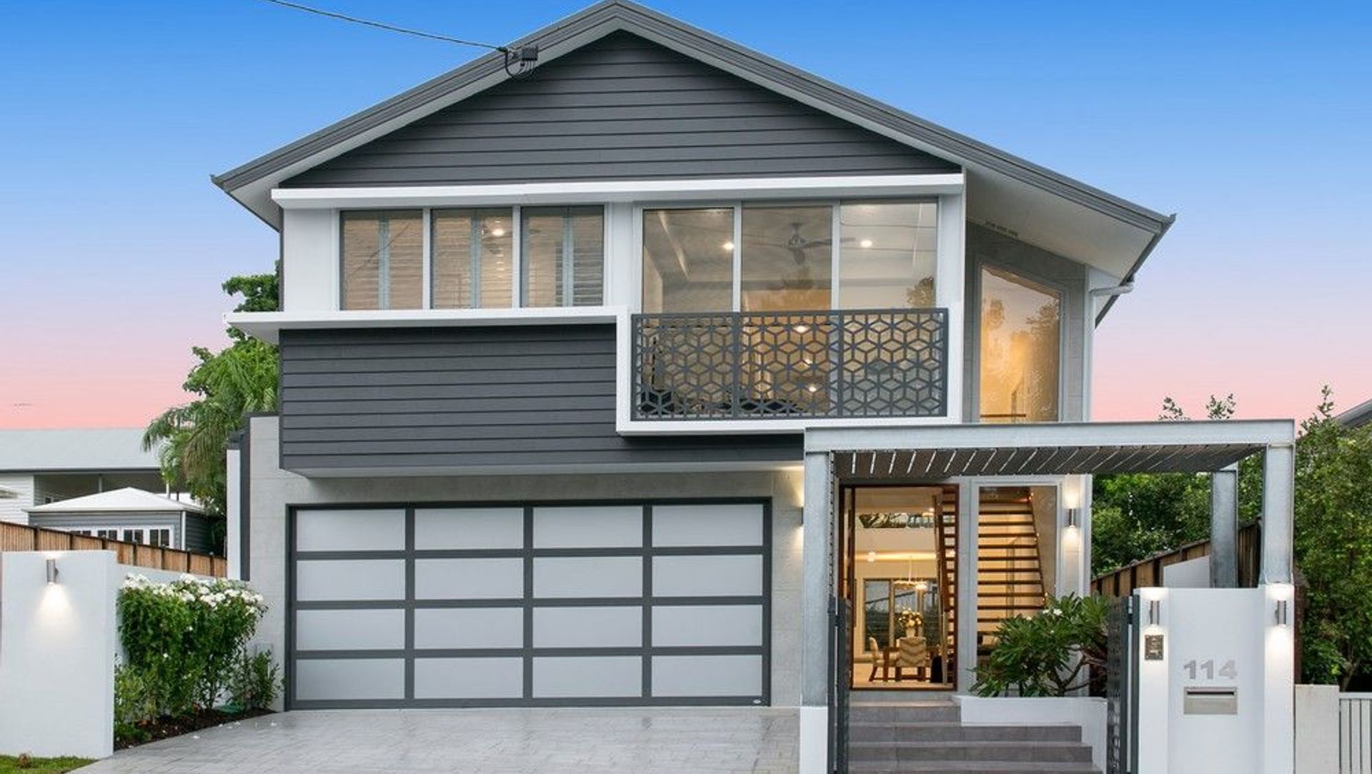 Custom Collection Garage Door - Brisbane banner