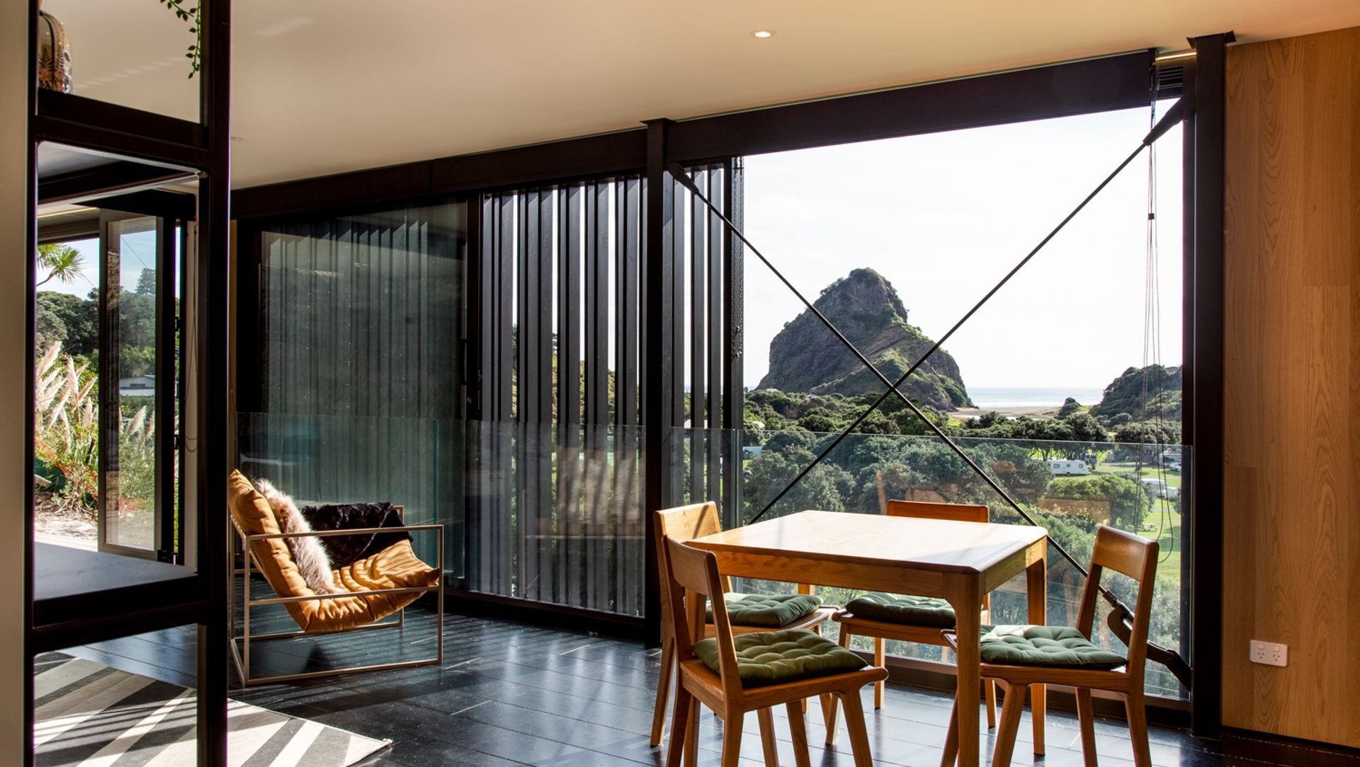 Glenesk Road Piha New Build banner