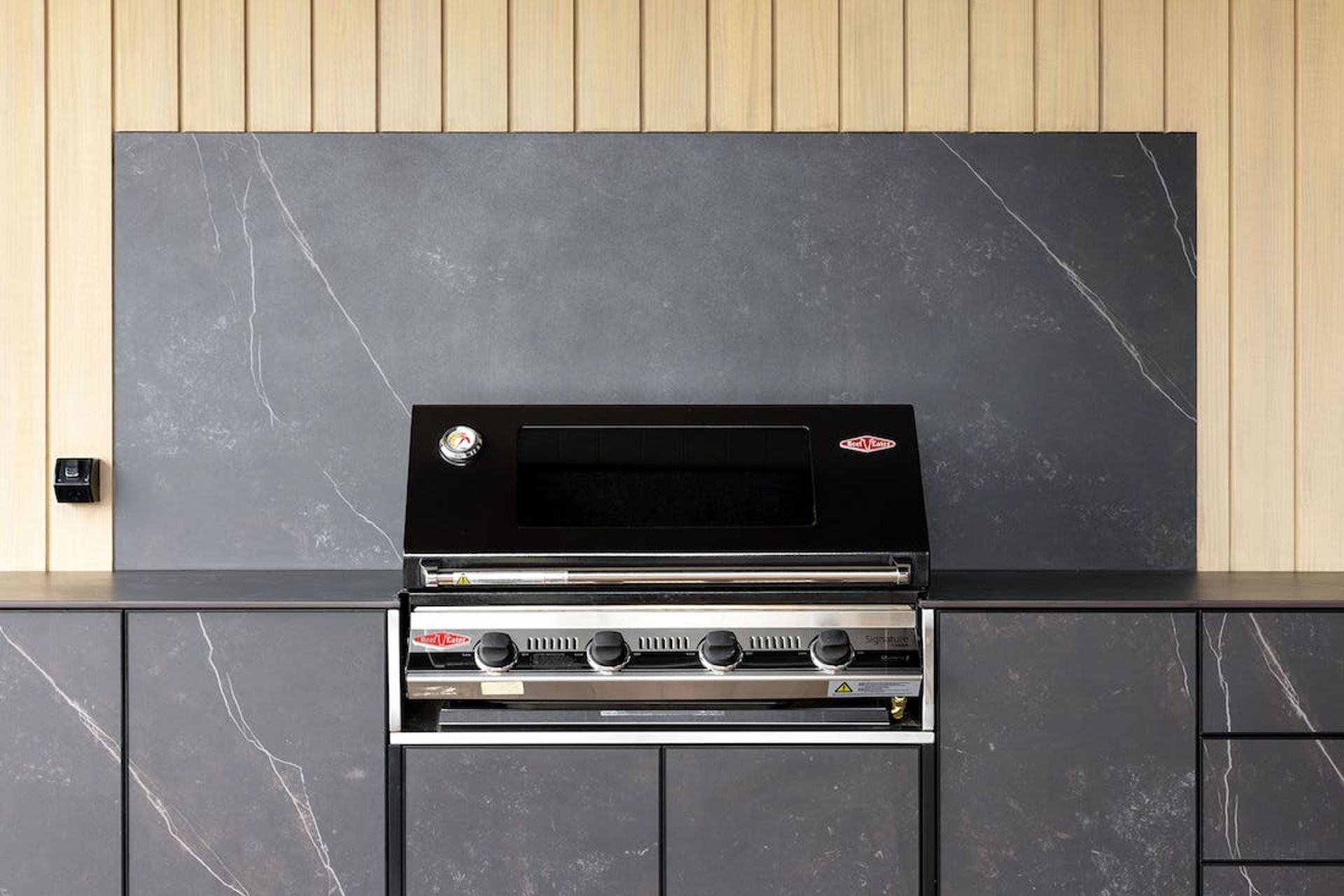 Two Dekton Colours To Match Wood In Kitchens &amp; Bathrooms