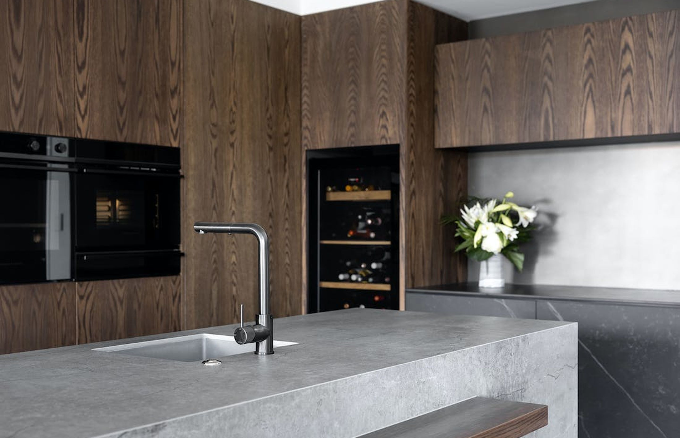 Two Dekton Colours To Match Wood In Kitchens &amp; Bathrooms
