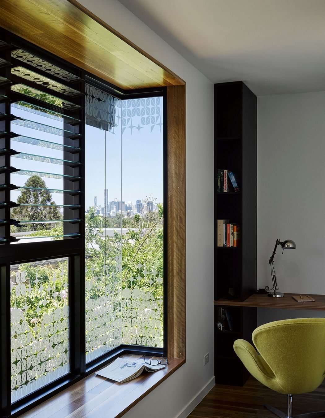 Photography: Christopher Frederick Jones, Roger D’Souza and Cathy Schusler | Bay windows have been designed to take maximum advantage of the city views while offering protection from the sun through automatically controlled venetian blinds.
